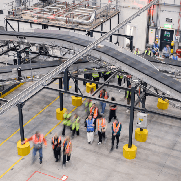 warehouse conveyor image