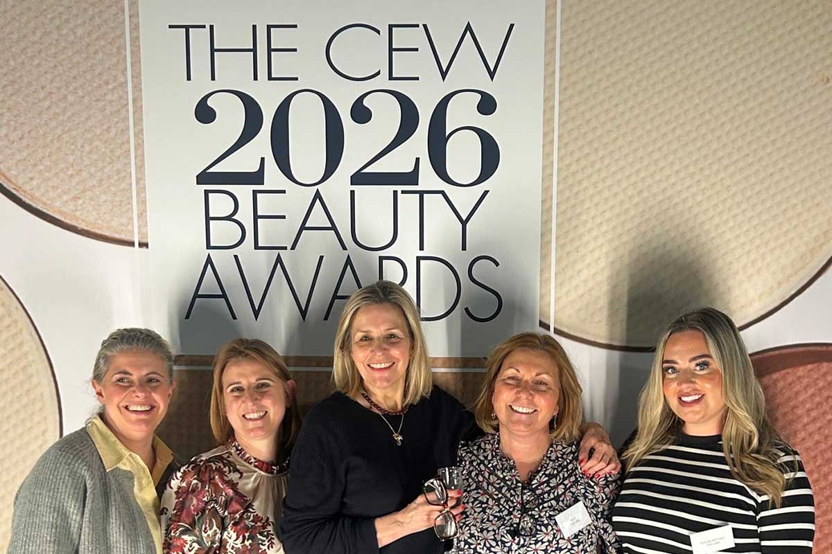 THG LABS colleagues gather at CEW Product Demonstration Event to explore the best in beauty innovations and market launches thumbnail