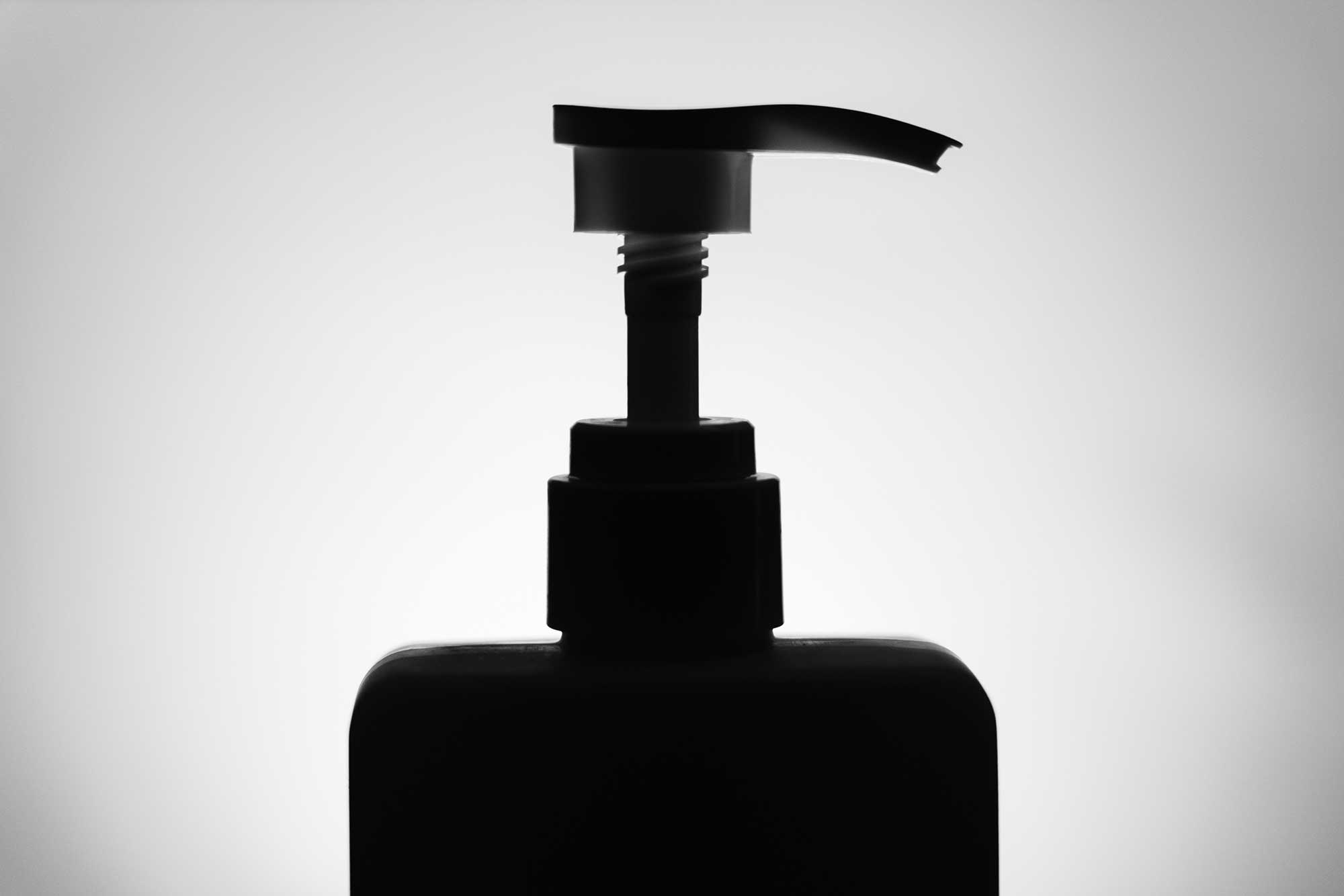 Premium haircare packaging component representing THG LABS product development and UK beauty manufacturing capabilities