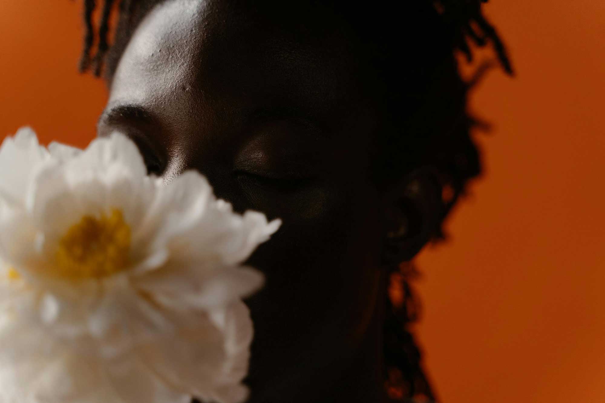 Fragrance and sensory experience in beauty product development, highlighting the role of scent, emotion and ritual in consumer product engagement.