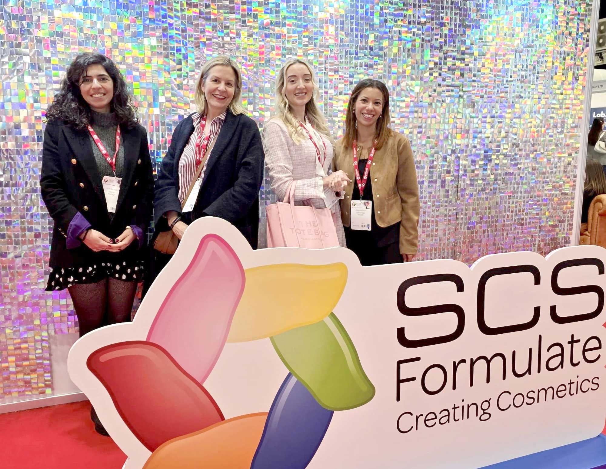 THG LABS chemists at SCS Formulate at cosmetics science event